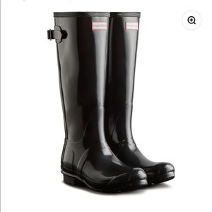 HUNTER boots, tall black adjustable, beautiful condition!